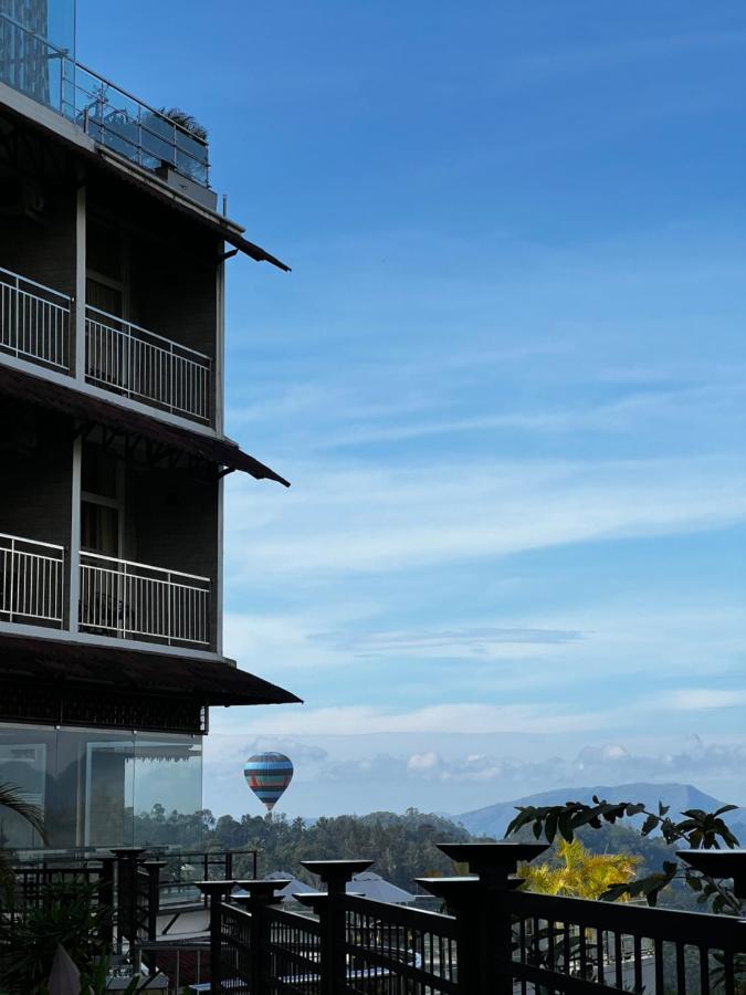 Hotel The Panoramic Getaway Munnar Exteriér fotografie The observation tower