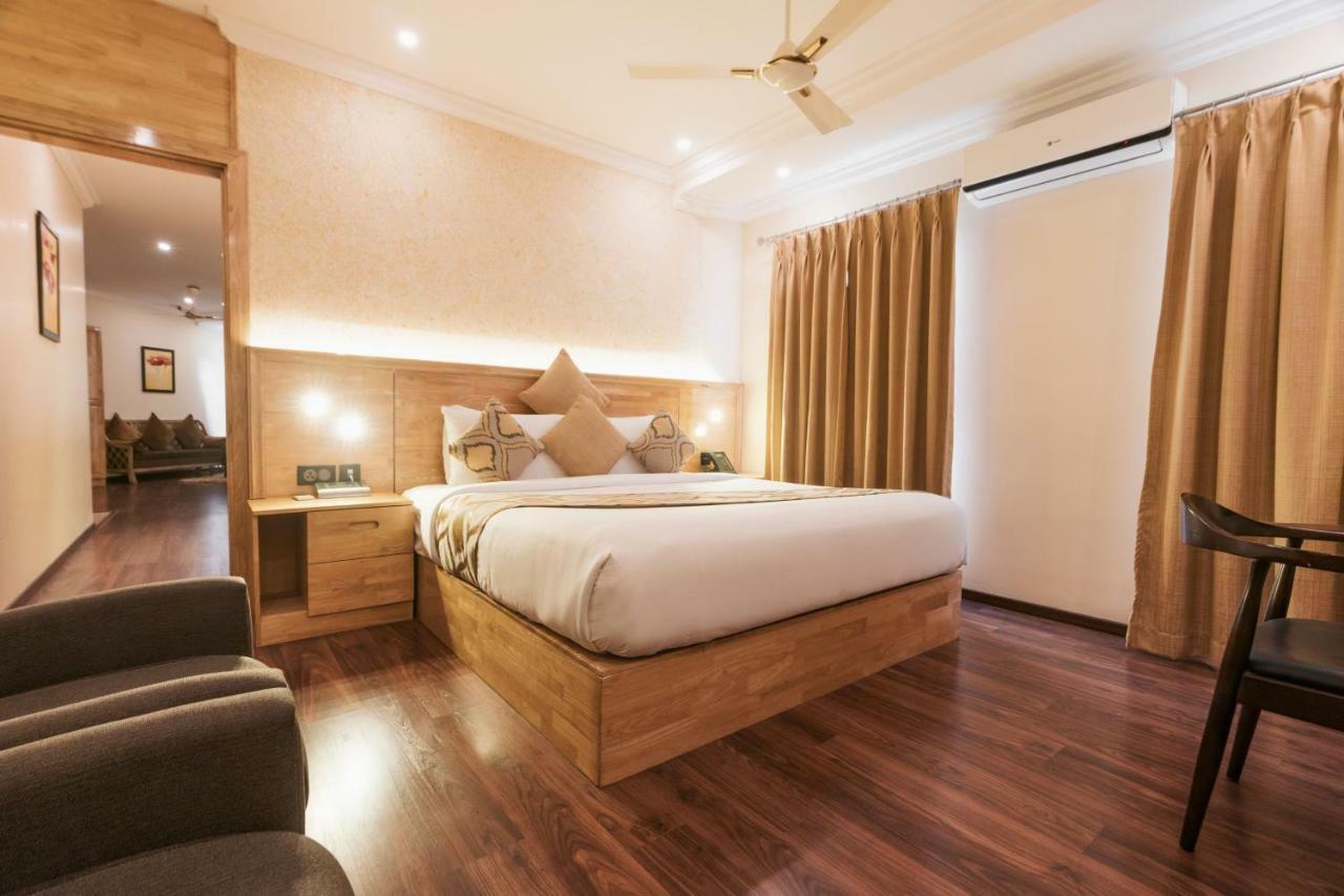 Hotel The Panoramic Getaway Munnar Exteriér fotografie A room at the hotel
