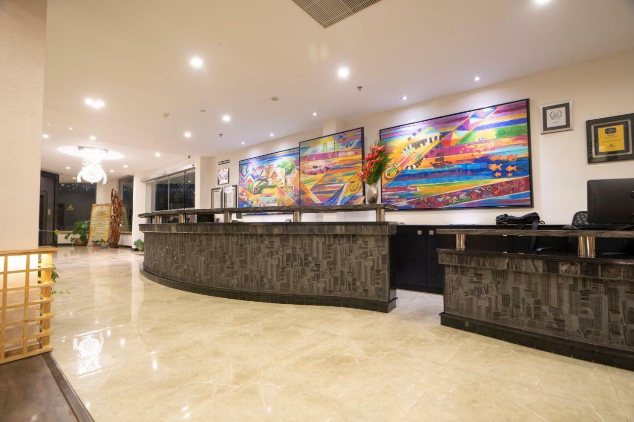 Hotel The Panoramic Getaway Munnar Exteriér fotografie Reception
